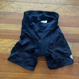 NWOT Pearl Izumi Elite size S padded bike shorts